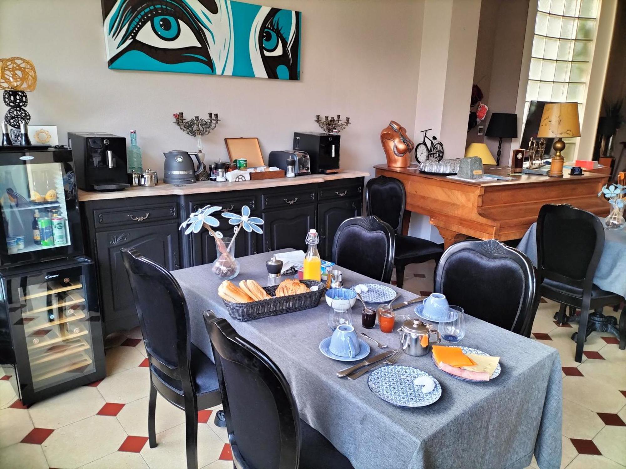 La Maison Bleue De רובייש מראה חיצוני תמונה